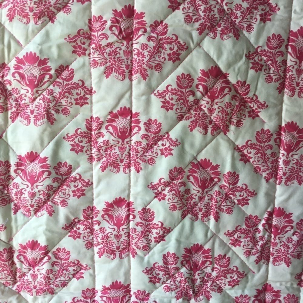 Handmade Quilt. Spring Pinks and Greens Braided - Picture 16 of 16